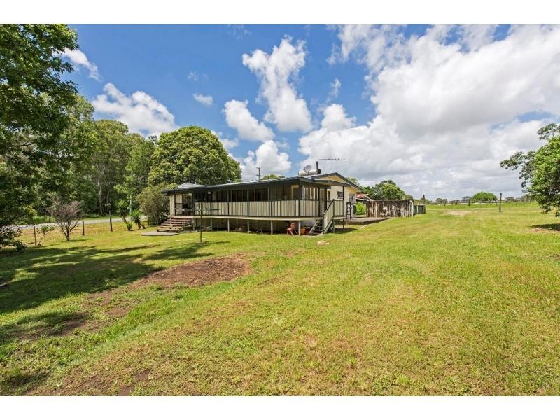 6 Marlowe Road, Alberton QLD 4207