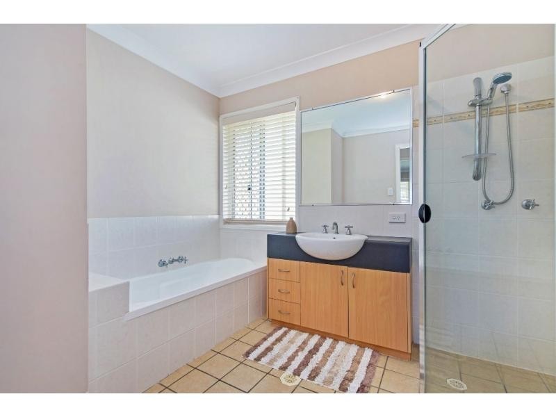 8 Albizia Circuit, Ormeau QLD 4208