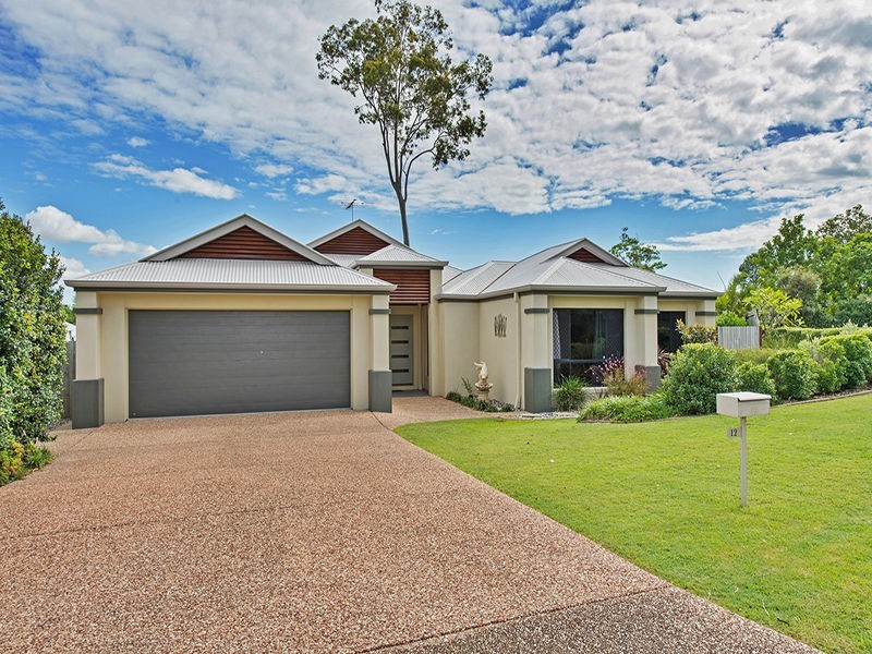 12 Emmaville Crescent, Ormeau QLD 4208