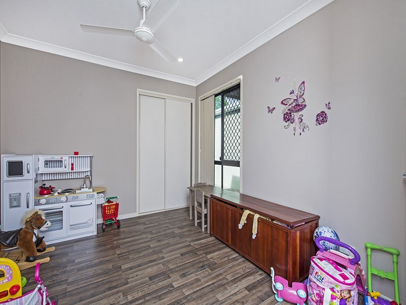 12 Emmaville Crescent, Ormeau QLD 4208