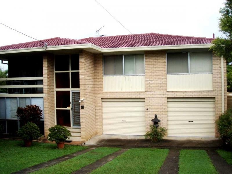17 Fernshaw Street, Macgregor QLD 4109