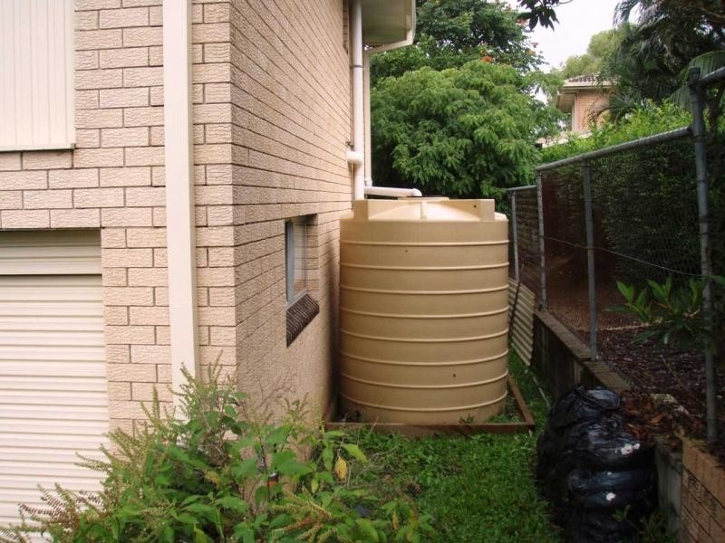 17 Fernshaw Street, Macgregor QLD 4109