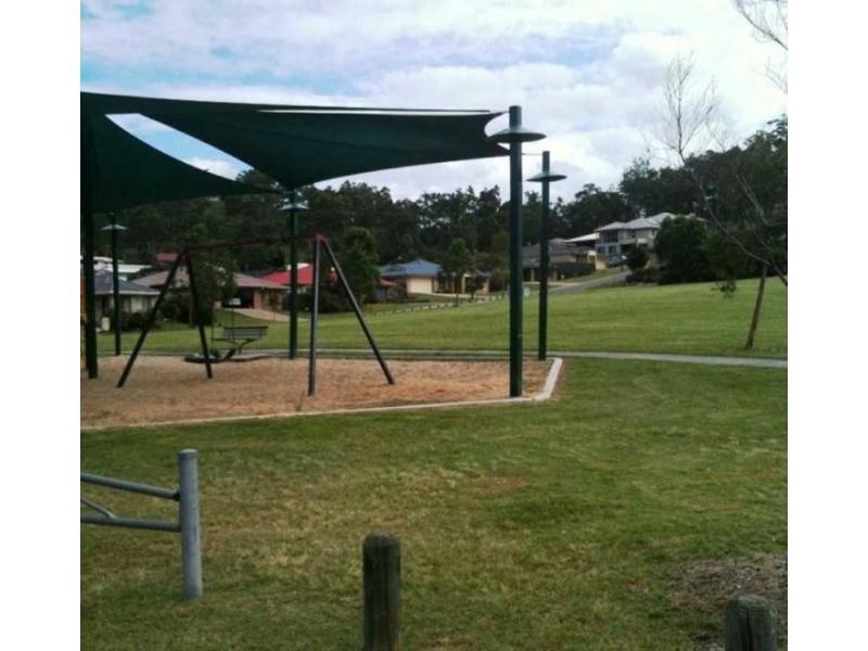 2/32 Goldcrest Drive, Upper Coomera QLD 4209