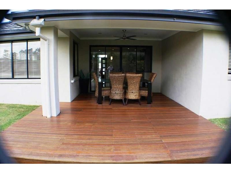 North Lakes QLD 4509