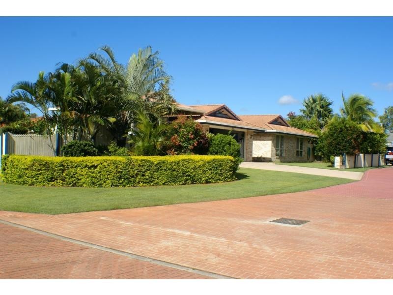 22 Pedwell Place East, Birkdale QLD 4159