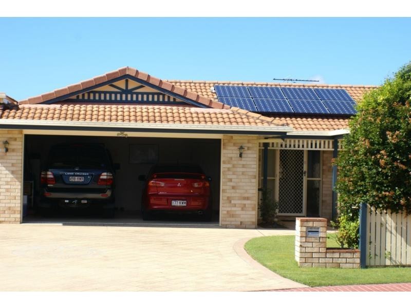 22 Pedwell Place East, Birkdale QLD 4159