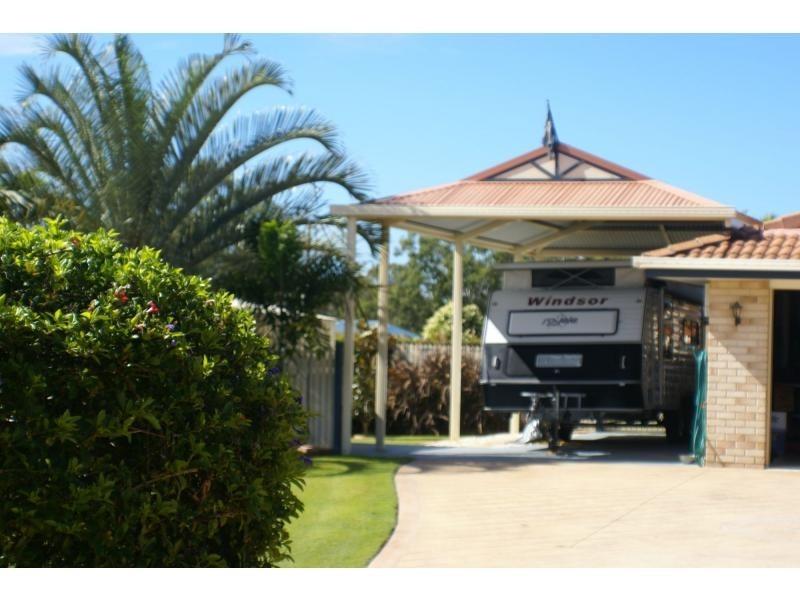 22 Pedwell Place East, Birkdale QLD 4159