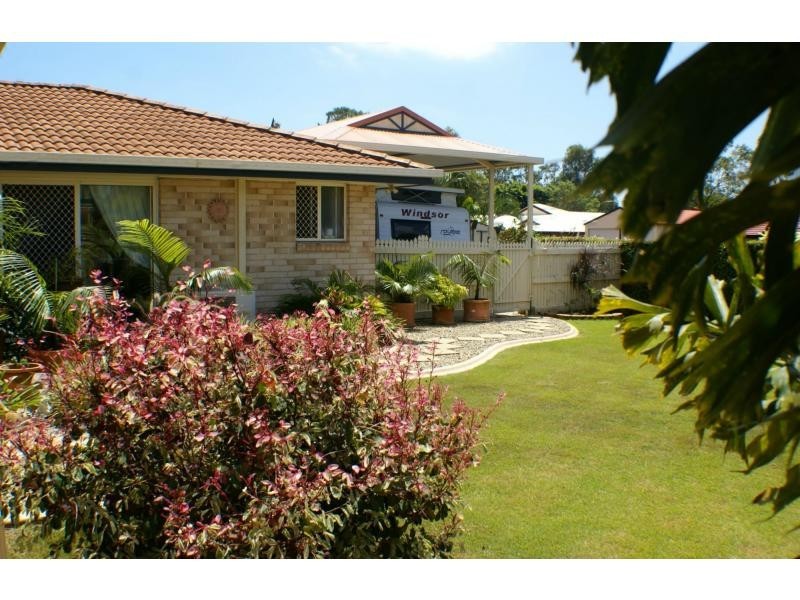 22 Pedwell Place East, Birkdale QLD 4159