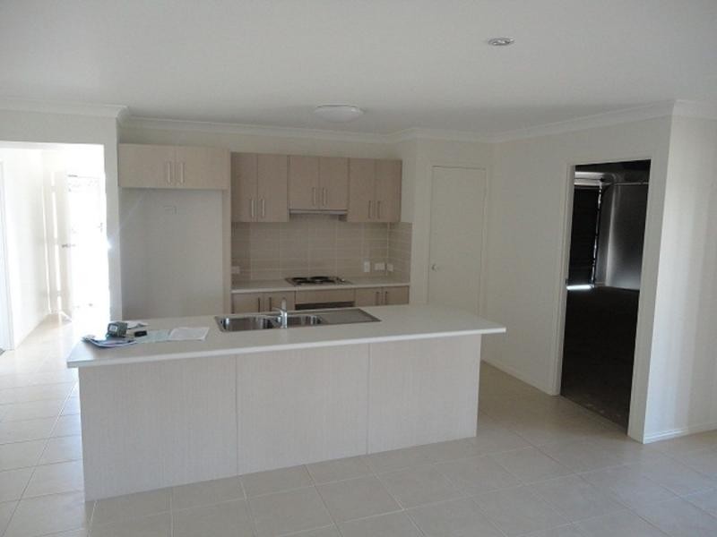 North Lakes QLD 4509