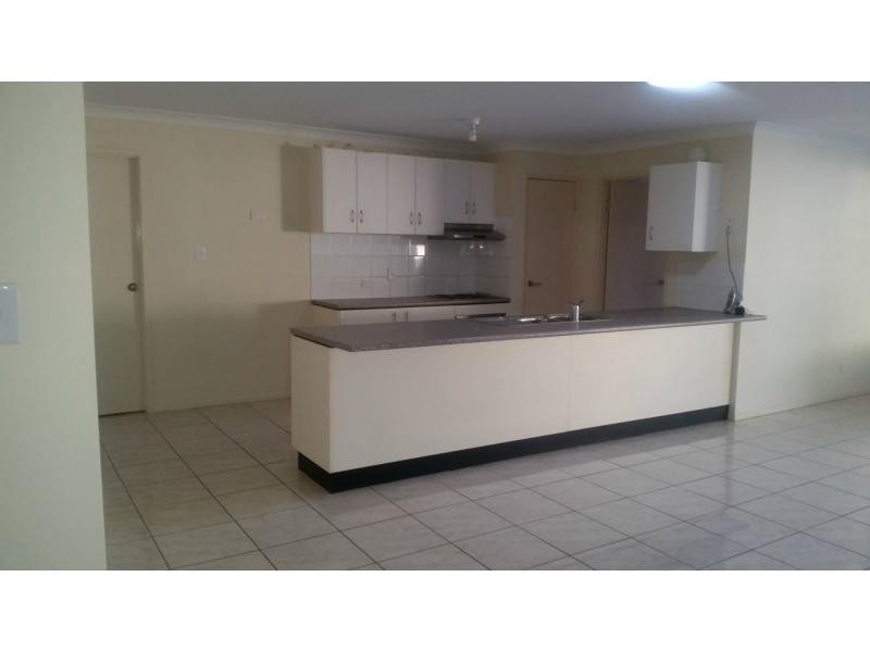 32 Water Street, Kallangur QLD 4503