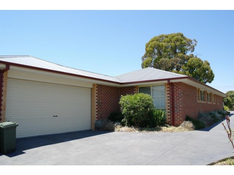 1/17 Lloyd Street, Langwarrin VIC 3910
