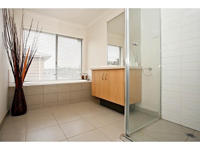 3 Sierra Boulevard, Cranbourne North VIC 3977