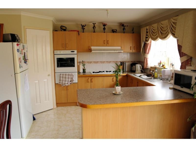 45 Bounty Way, Berwick VIC 3806