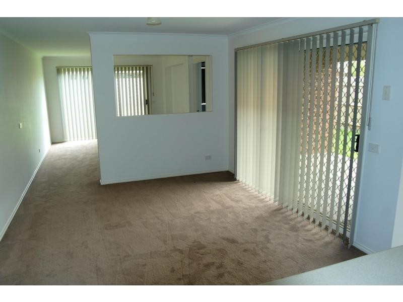 7 St Mellion Court, Cranbourne VIC 3977