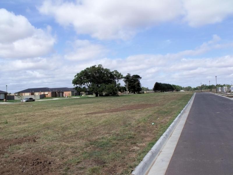 Lot 1232 Statesman Circuit, Cranbourne VIC 3977
