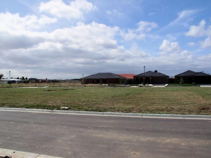 Cranbourne VIC 3977