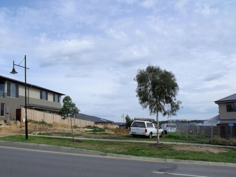 71 Settlers Run, Cranbourne South VIC 3977