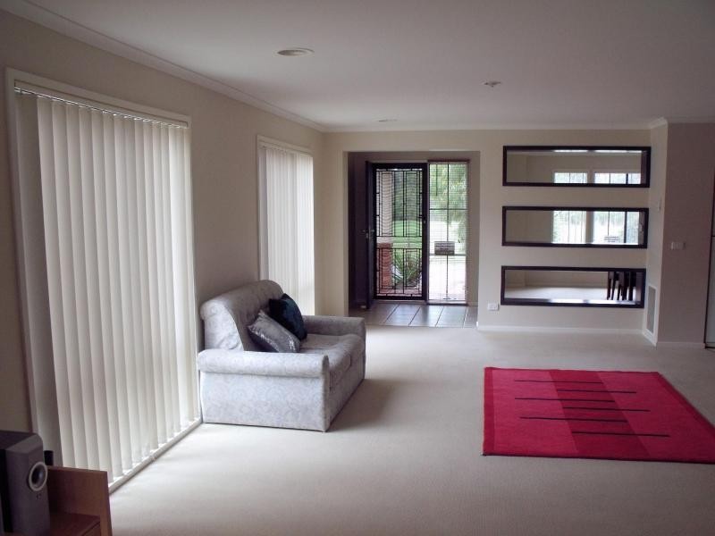 3 Willowbank Place, Cranbourne East VIC 3977