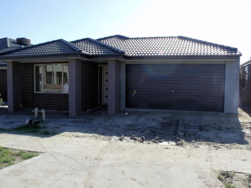 Cranbourne North VIC 3977