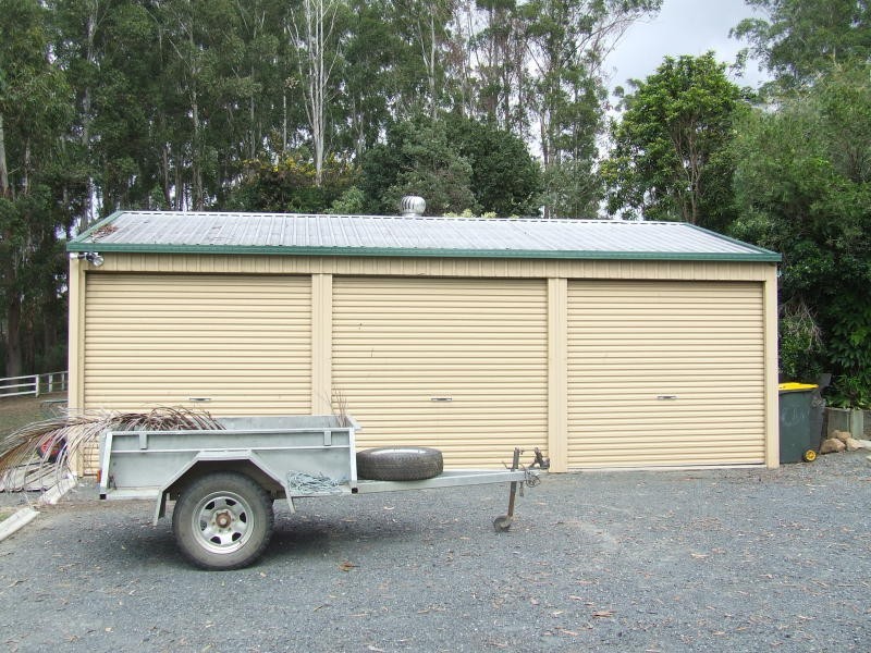 568 Oakey Flat Road, Morayfield QLD 4506