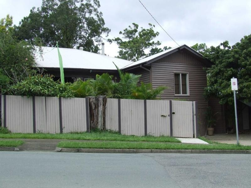 4 Mumford Road, Narangba QLD 4504