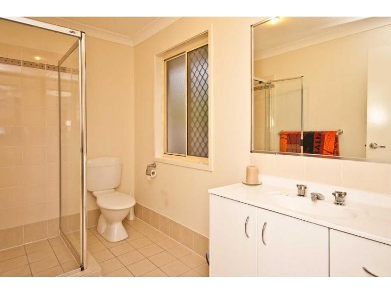 8 Aretha Lane, Narangba QLD 4504