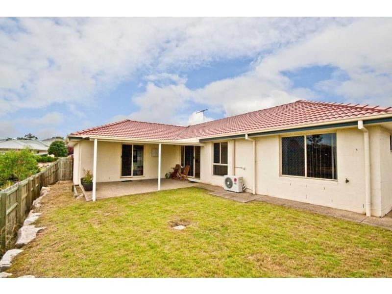 8 Aretha Lane, Narangba QLD 4504