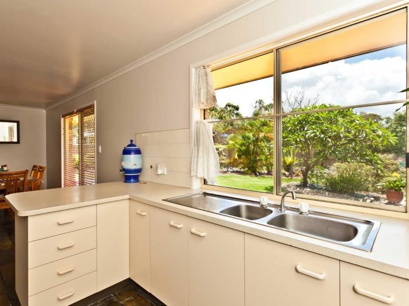 18 Leonard Court, Burpengary QLD 4505