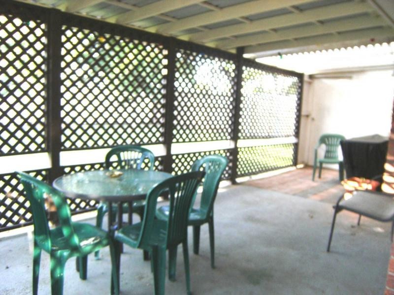 18 Yorkshire Drive, Bribie Island QLD 4507