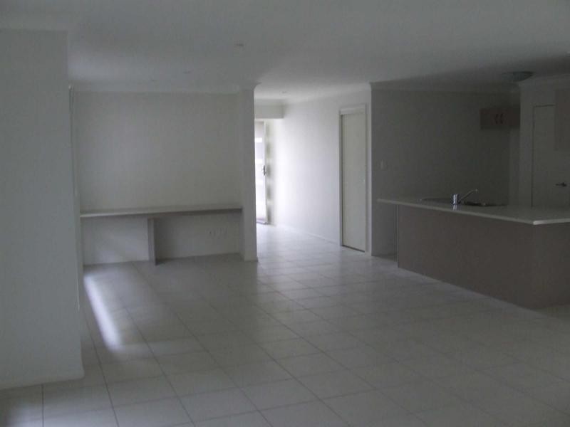 North Lakes QLD 4509