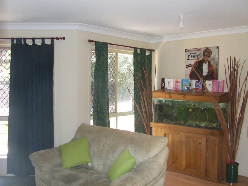 4 Giles Chase, Narangba QLD 4504