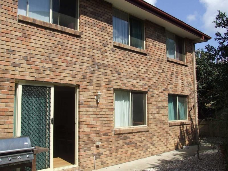 4 Giles Chase, Narangba QLD 4504