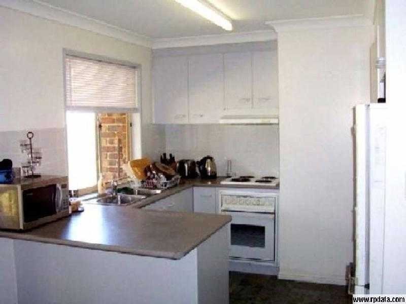4 Jonathon Street, Morayfield QLD 4506