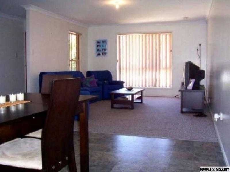4 Jonathon Street, Morayfield QLD 4506