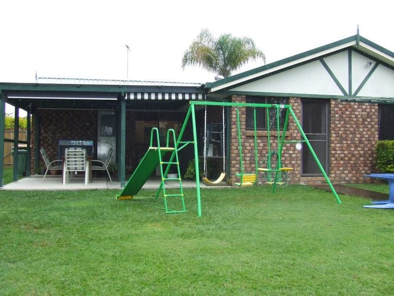 40 Crestwood Avenue, Morayfield QLD 4506