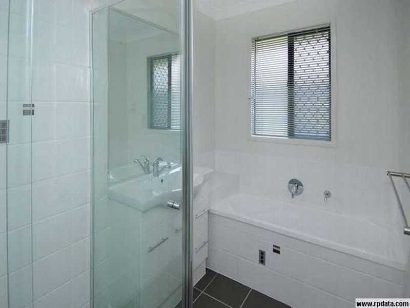 7 Stonehaven Place, Narangba QLD 4504