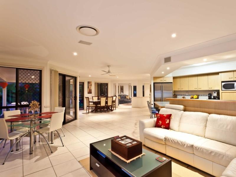 28 Mitta Crescent, Narangba QLD 4504