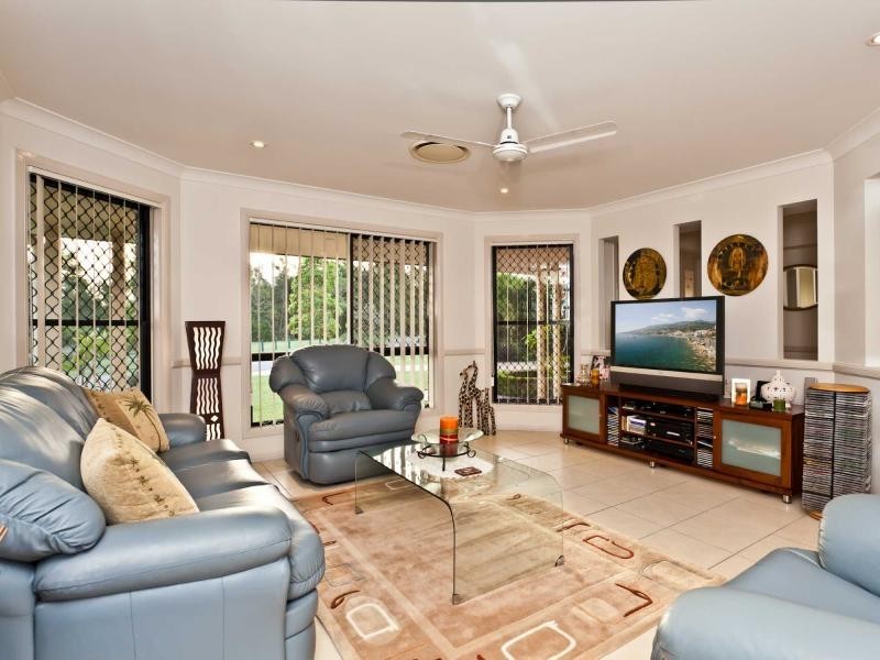 28 Mitta Crescent, Narangba QLD 4504