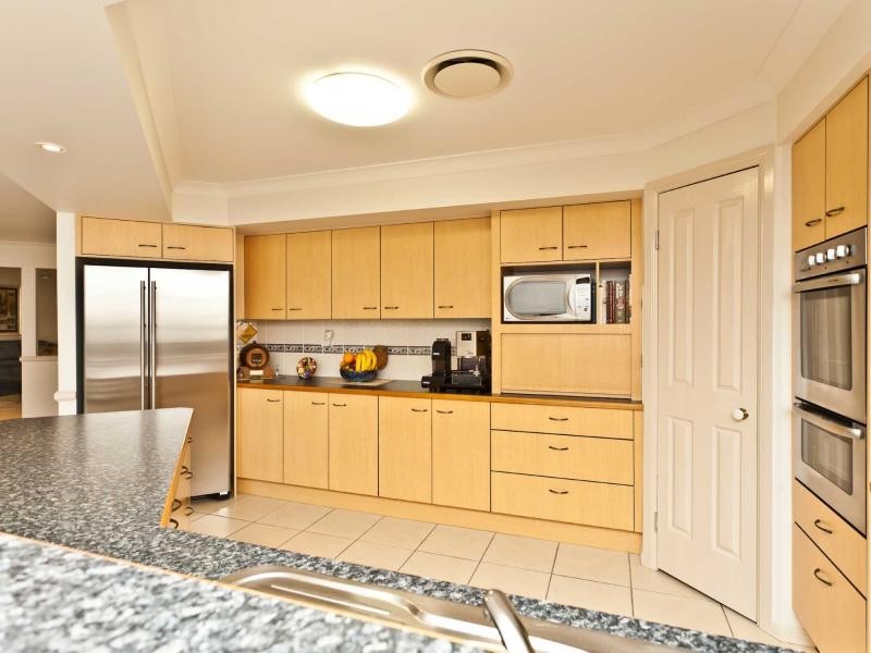 28 Mitta Crescent, Narangba QLD 4504