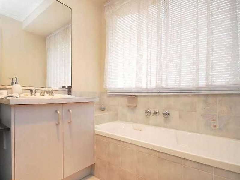 2 Elgar Place, Burpengary QLD 4505