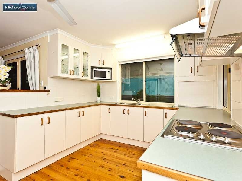 9 Glenross Place, Narangba QLD 4504