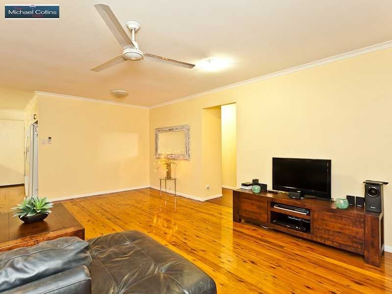 9 Glenross Place, Narangba QLD 4504