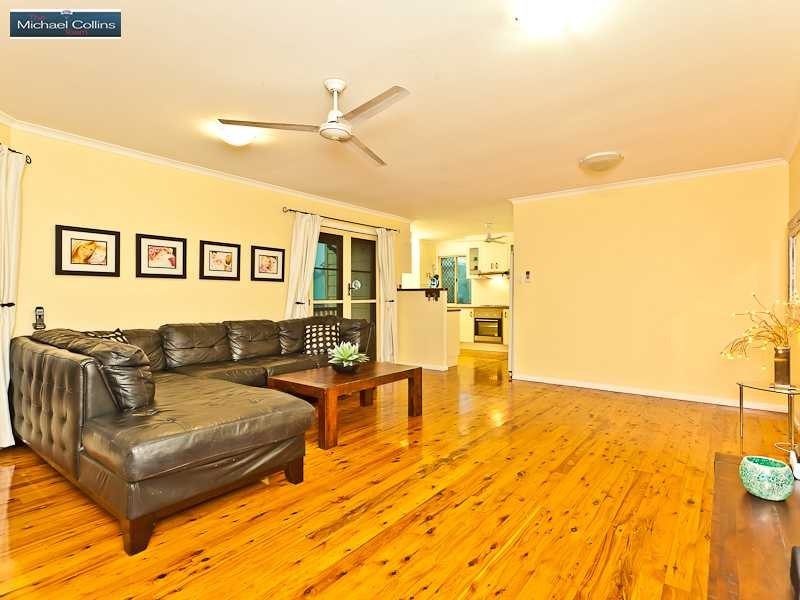 9 Glenross Place, Narangba QLD 4504