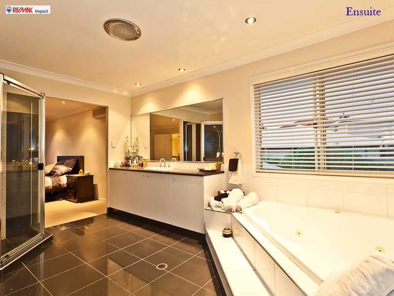 6 Grace Mac Court, Narangba QLD 4504