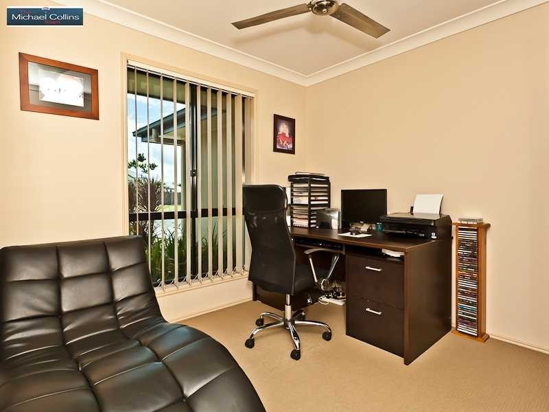5 Moorhen Court, Narangba QLD 4504
