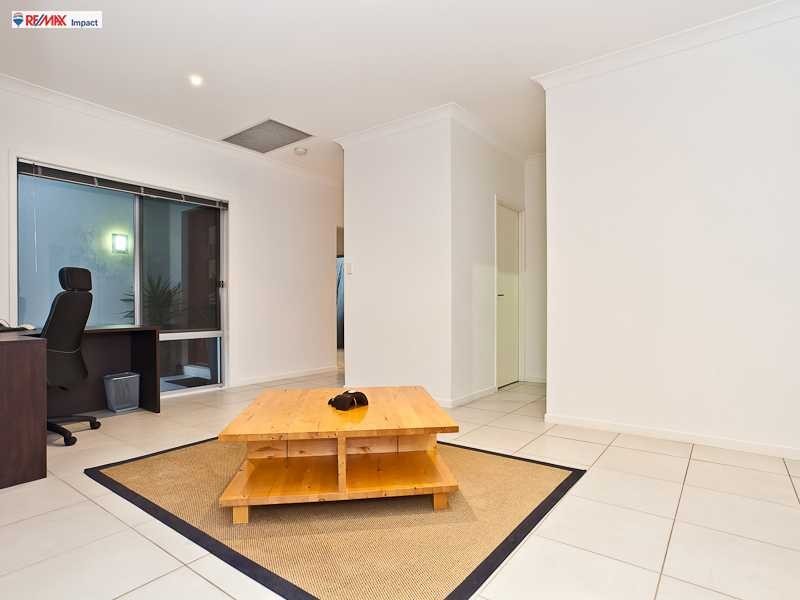 7 Tangerine Court, Narangba QLD 4504