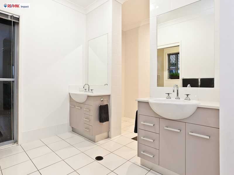 7 Tangerine Court, Narangba QLD 4504
