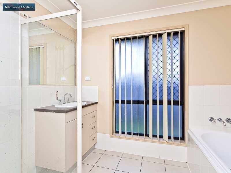 4 Yarle Court, Narangba QLD 4504