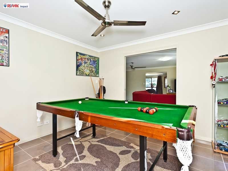 7 Azure Place, Narangba QLD 4504