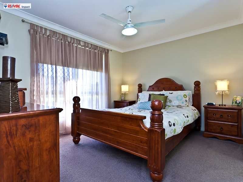 7 Azure Place, Narangba QLD 4504